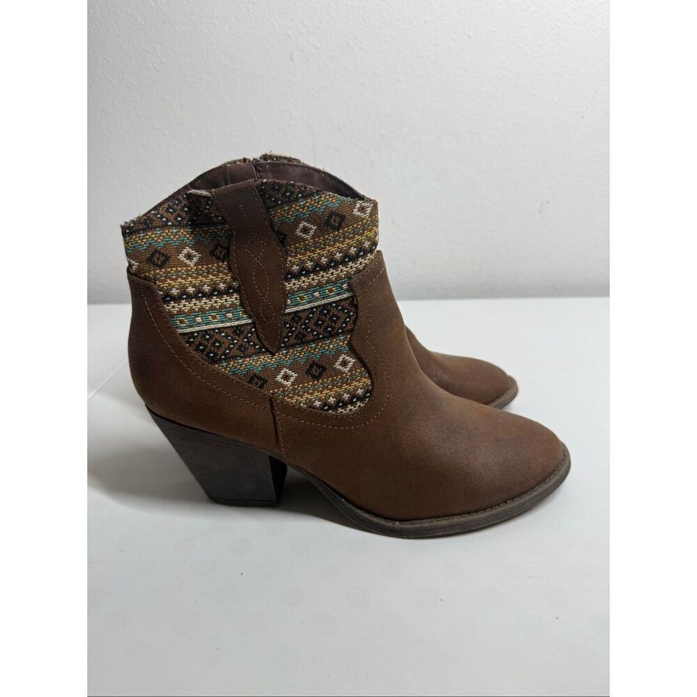 Maurices Eva Western Ankle Boot Brown Size 11